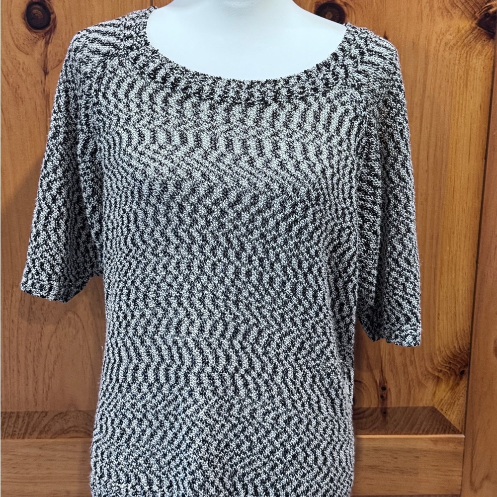 LOFT Black and White Patterned Blouse